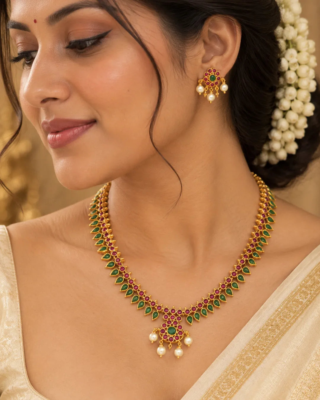 Aarini Ruby Emerald Leaf Necklace Set